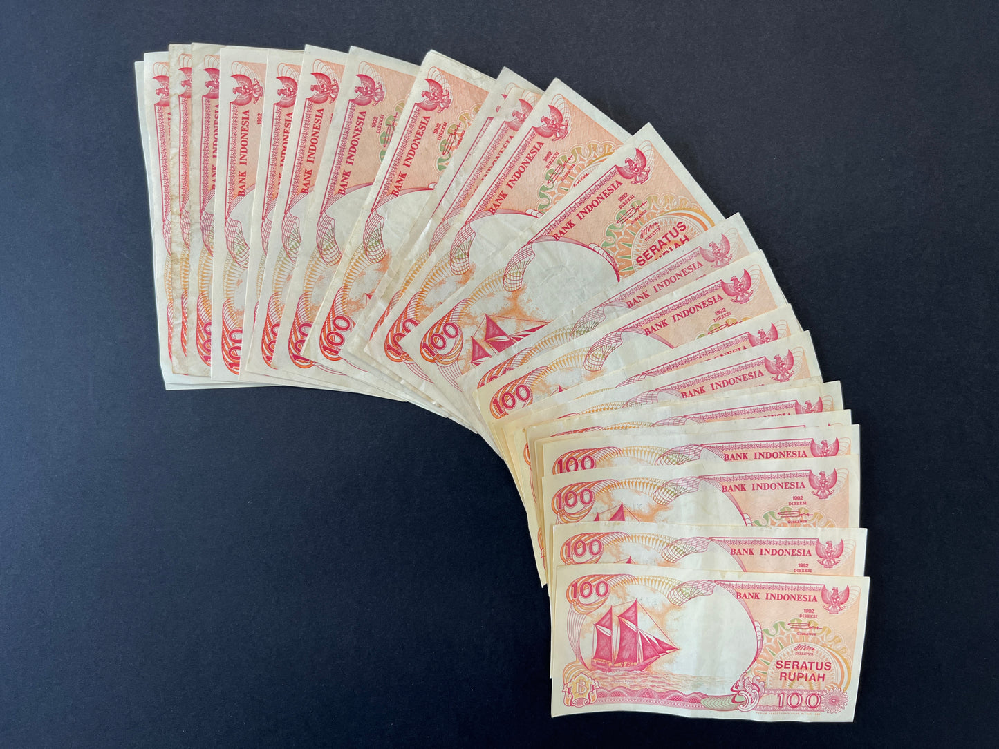 Indonesia Rupiah Vintage Banknotes - Bulk Lot of 100 (4 types) 1992 - 2000