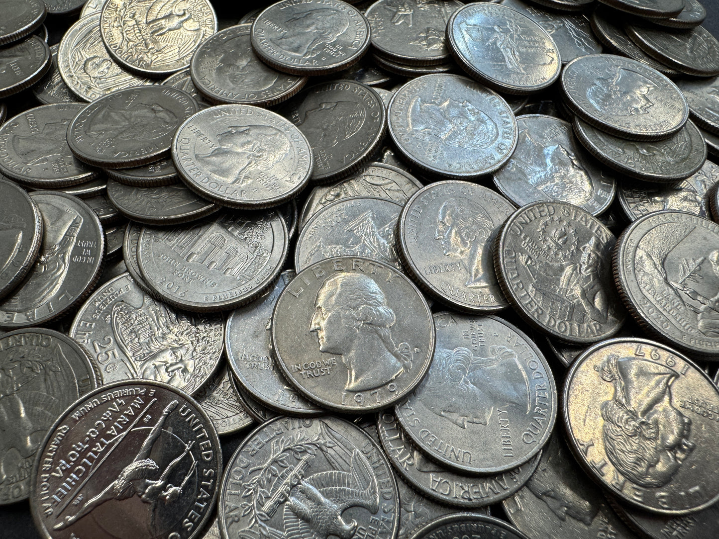 25 Cent Quarters With Various Designs From The United States (Various Years)