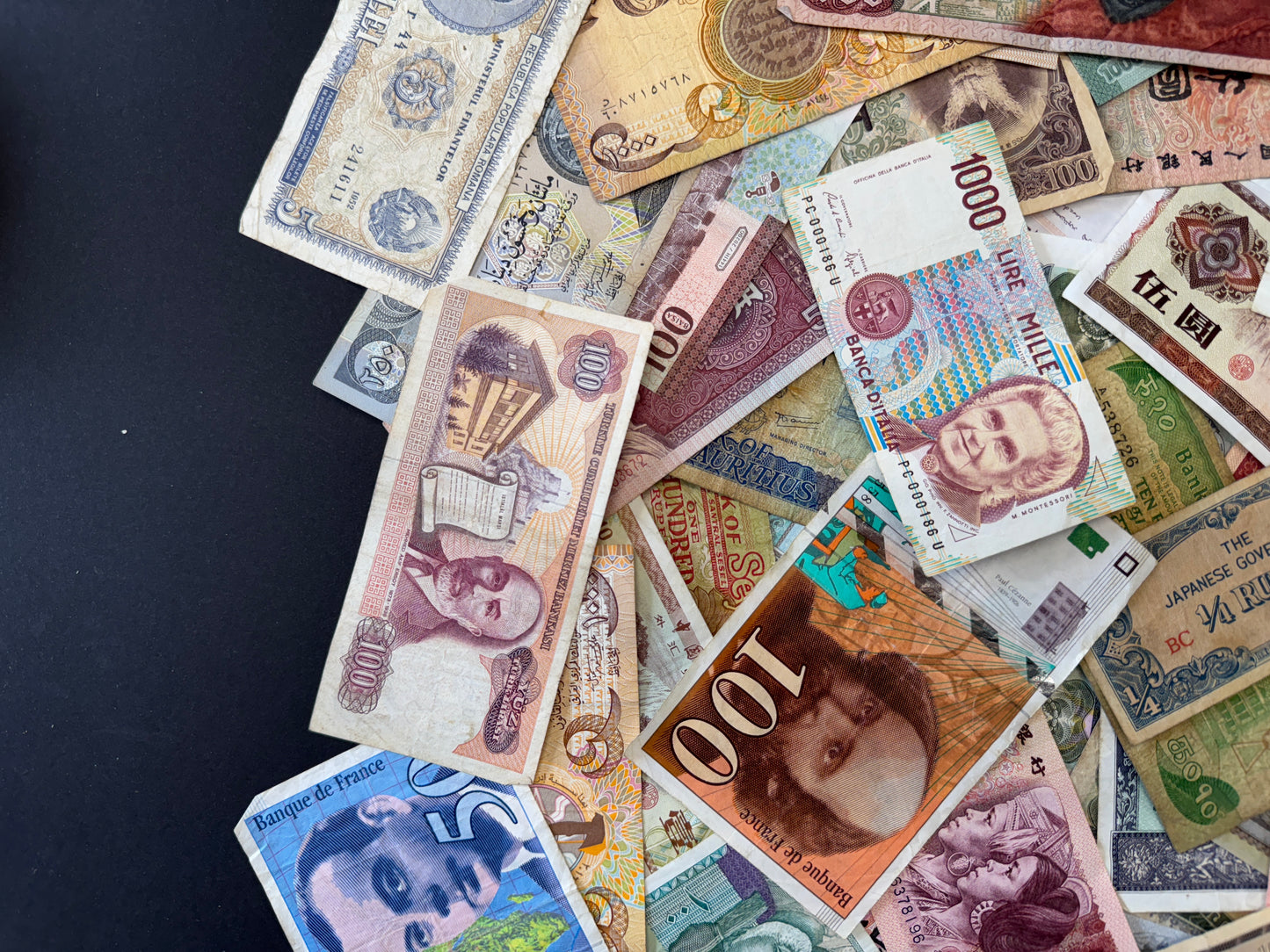 Mixed World Banknotes - Perfect to Start a Collection - Limited Availability