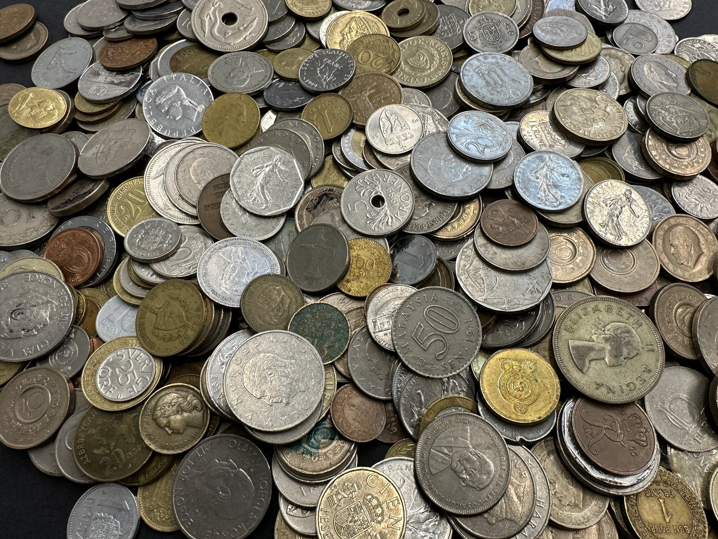 Mixed World Coins - Perfect to Start a Collection - Limited Availability