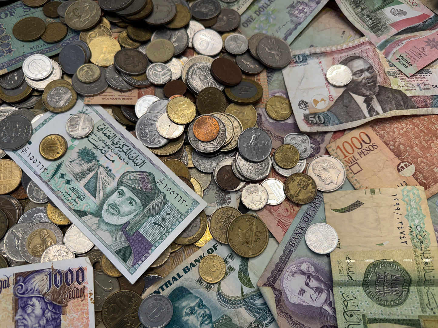 Mixed World Coins and Banknotes - Perfect to Start a Collection - Limited Availability